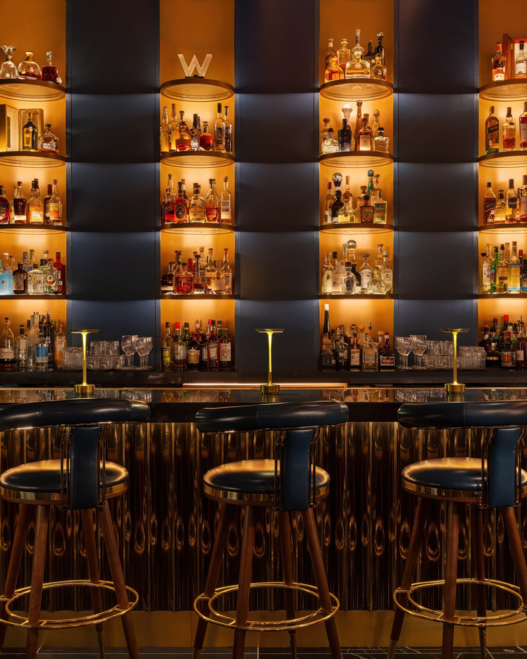 Moris Bar Chair